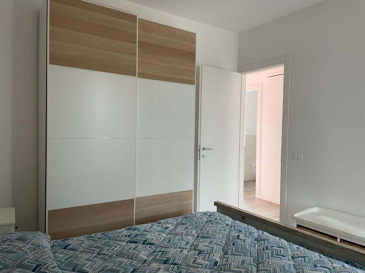 Bardolino Lake Apartments Bagian luar foto