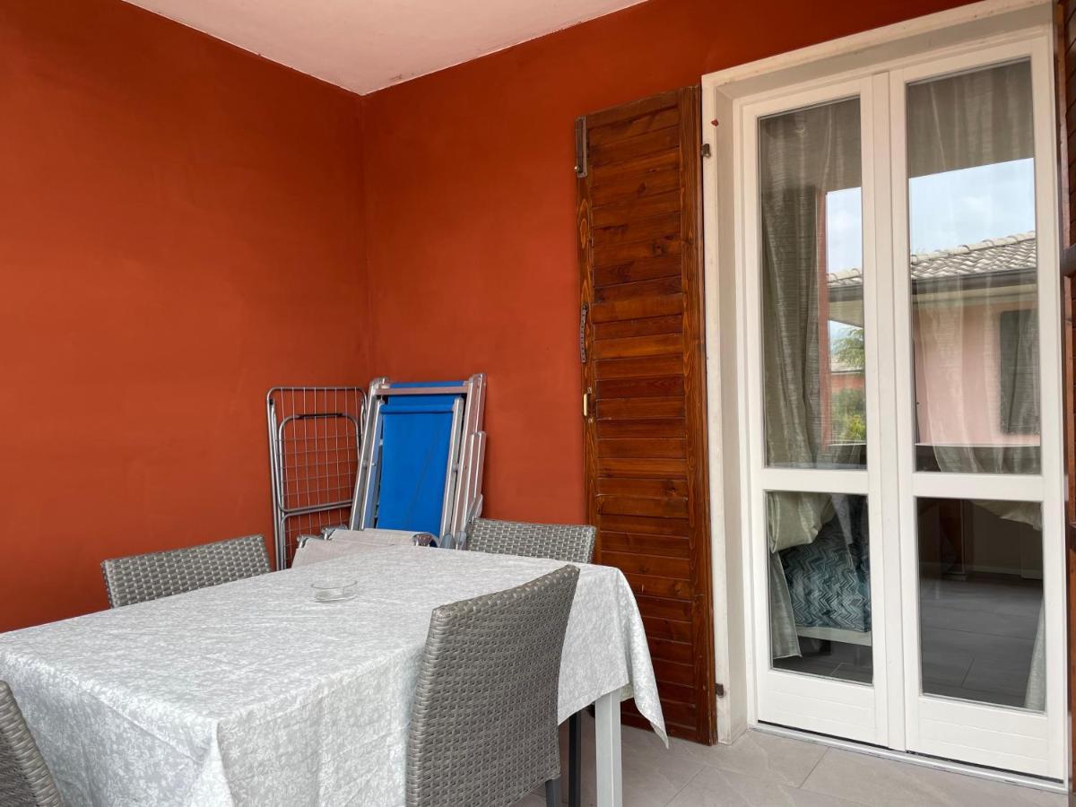 Bardolino Lake Apartments Bagian luar foto