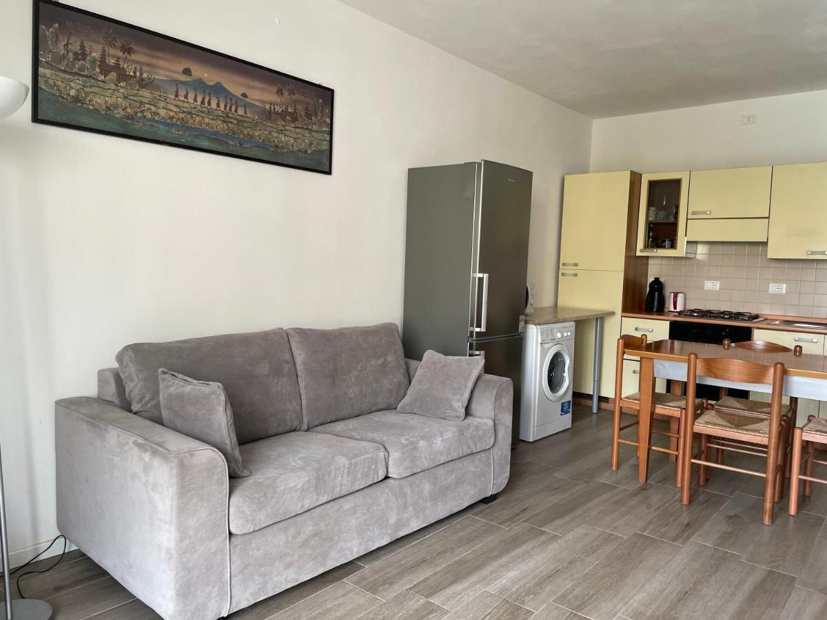 Bardolino Lake Apartments Bagian luar foto
