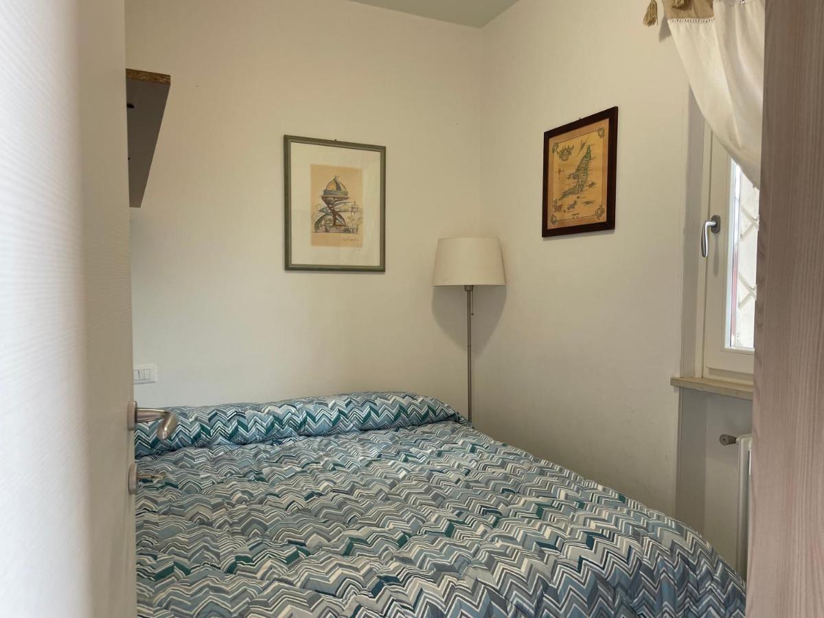 Bardolino Lake Apartments Bagian luar foto
